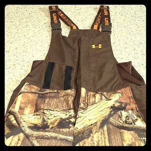Under Armour mens camo medium bibs